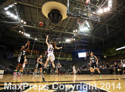 Thumbnail 3 in Mesa Ridge vs. Pueblo South (CHSAA 4A Semifinal) photogallery.