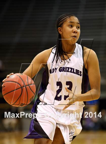 Thumbnail 2 in Mesa Ridge vs. Pueblo South (CHSAA 4A Semifinal) photogallery.