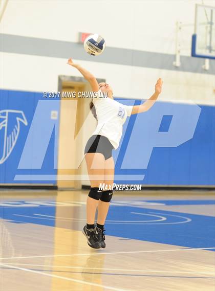 Thumbnail 2 in Culver City vs. Santa Monica (CIF SS D4 Final) photogallery.