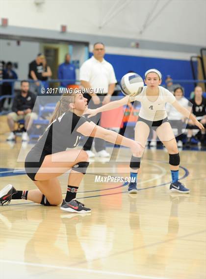 Thumbnail 2 in Culver City vs. Santa Monica (CIF SS D4 Final) photogallery.