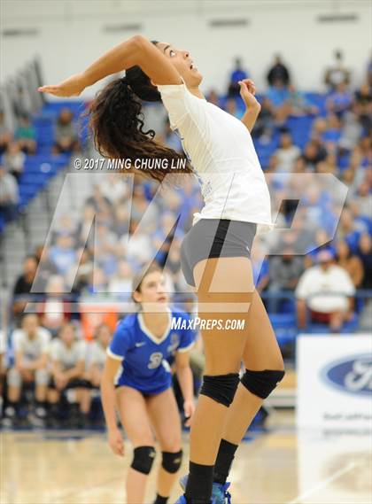 Thumbnail 3 in Culver City vs. Santa Monica (CIF SS D4 Final) photogallery.
