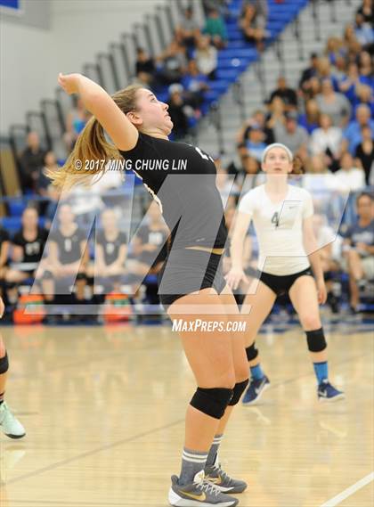 Thumbnail 3 in Culver City vs. Santa Monica (CIF SS D4 Final) photogallery.