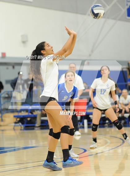 Thumbnail 3 in Culver City vs. Santa Monica (CIF SS D4 Final) photogallery.