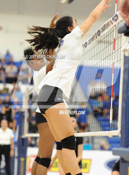 Thumbnail 2 in Culver City vs. Santa Monica (CIF SS D4 Final) photogallery.