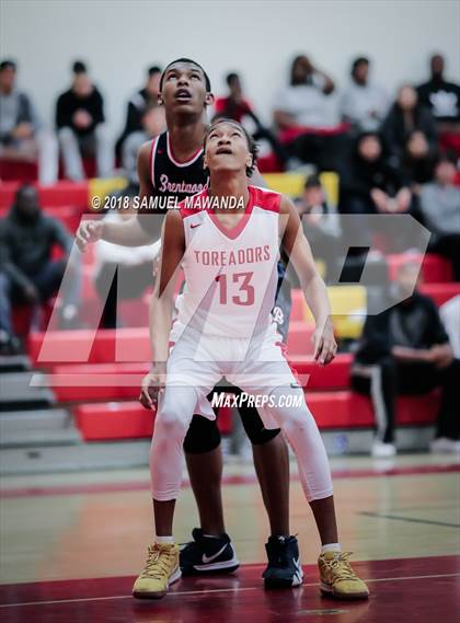 Thumbnail 2 in Brentwood School vs Taft photogallery.