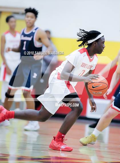 Thumbnail 3 in Brentwood School vs Taft photogallery.