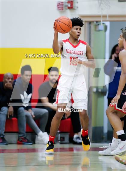 Thumbnail 2 in Brentwood School vs Taft photogallery.