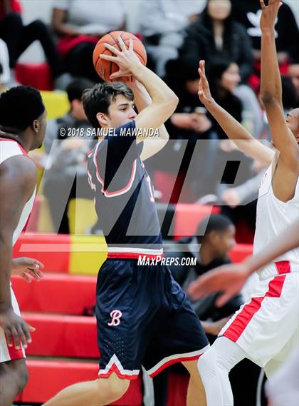 Thumbnail 2 in Brentwood School vs Taft photogallery.