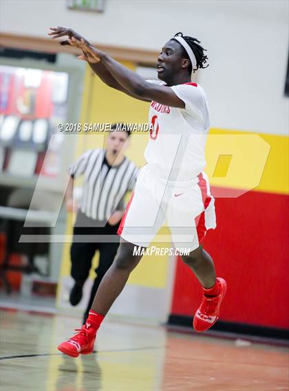 Thumbnail 3 in Brentwood School vs Taft photogallery.