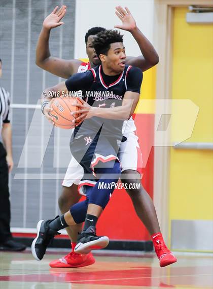 Thumbnail 3 in Brentwood School vs Taft photogallery.