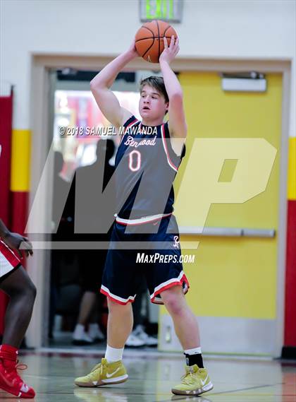 Thumbnail 1 in Brentwood School vs Taft photogallery.