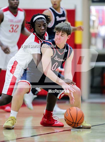 Thumbnail 3 in Brentwood School vs Taft photogallery.