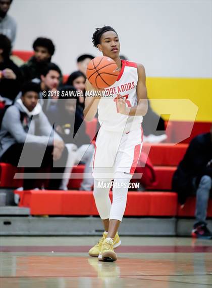 Thumbnail 3 in Brentwood School vs Taft photogallery.