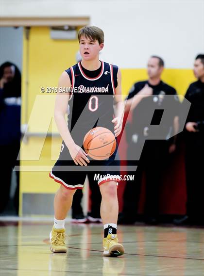 Thumbnail 3 in Brentwood School vs Taft photogallery.