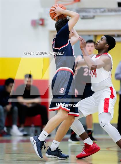 Thumbnail 1 in Brentwood School vs Taft photogallery.
