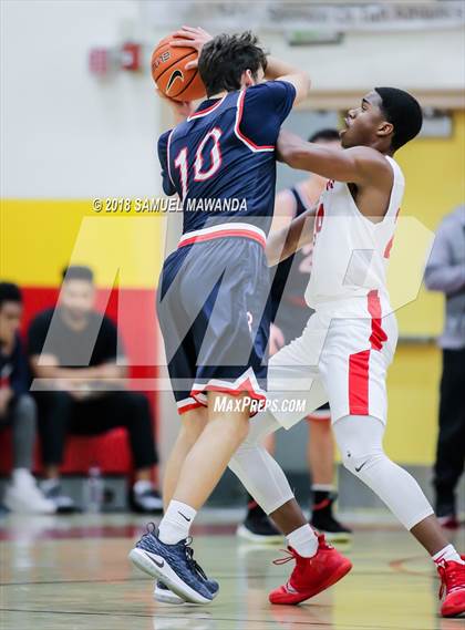Thumbnail 3 in Brentwood School vs Taft photogallery.