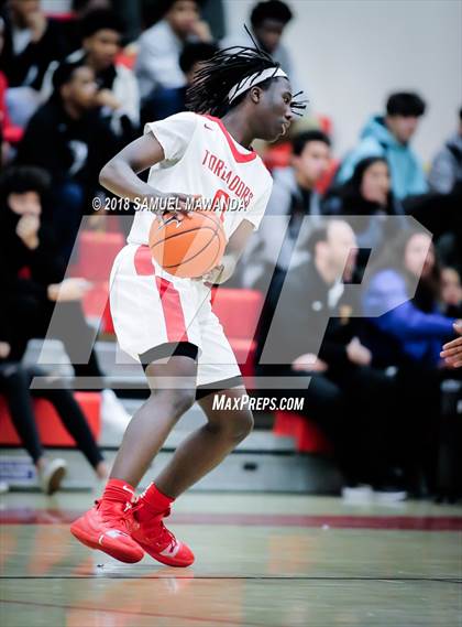 Thumbnail 1 in Brentwood School vs Taft photogallery.
