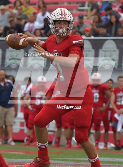 Thumbnail 3 in Alta vs. Liberty (Polynesian Football Classic) photogallery.