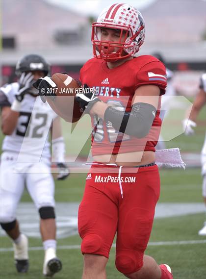 Thumbnail 2 in Alta vs. Liberty (Polynesian Football Classic) photogallery.