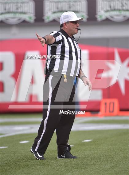 Thumbnail 2 in Alta vs. Liberty (Polynesian Football Classic) photogallery.