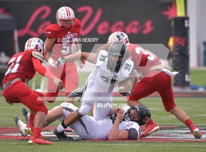 Thumbnail 3 in Alta vs. Liberty (Polynesian Football Classic) photogallery.