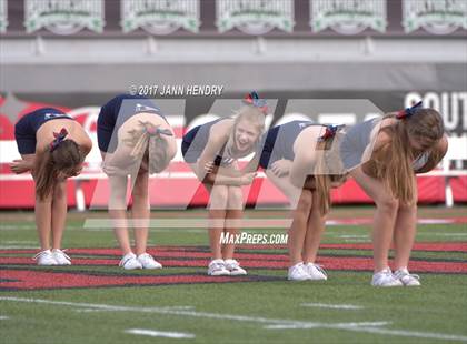 Thumbnail 3 in Alta vs. Liberty (Polynesian Football Classic) photogallery.