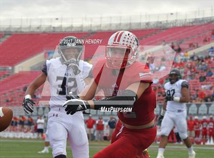 Thumbnail 1 in Alta vs. Liberty (Polynesian Football Classic) photogallery.