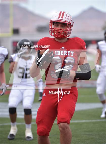 Thumbnail 3 in Alta vs. Liberty (Polynesian Football Classic) photogallery.