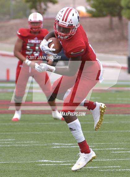 Thumbnail 2 in Alta vs. Liberty (Polynesian Football Classic) photogallery.