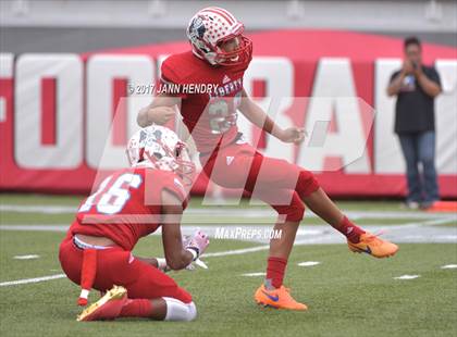 Thumbnail 2 in Alta vs. Liberty (Polynesian Football Classic) photogallery.
