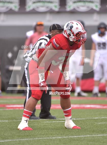 Thumbnail 1 in Alta vs. Liberty (Polynesian Football Classic) photogallery.