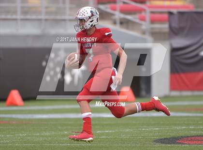 Thumbnail 2 in Alta vs. Liberty (Polynesian Football Classic) photogallery.