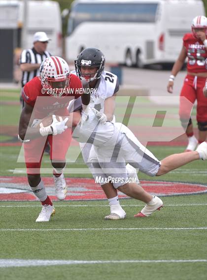 Thumbnail 1 in Alta vs. Liberty (Polynesian Football Classic) photogallery.
