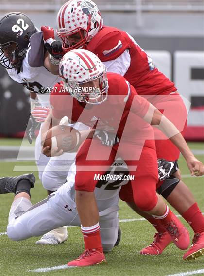 Thumbnail 3 in Alta vs. Liberty (Polynesian Football Classic) photogallery.