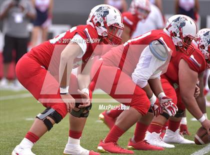 Thumbnail 3 in Alta vs. Liberty (Polynesian Football Classic) photogallery.