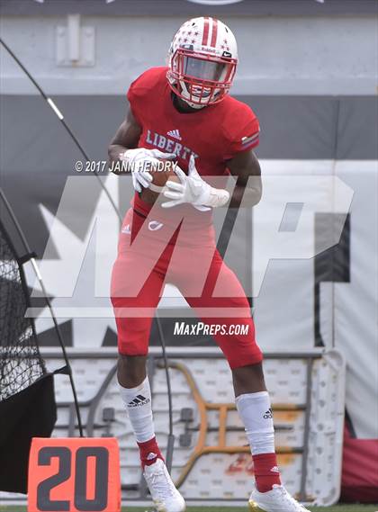 Thumbnail 2 in Alta vs. Liberty (Polynesian Football Classic) photogallery.