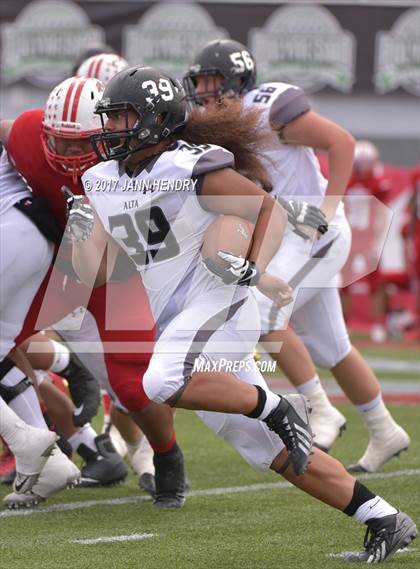 Thumbnail 3 in Alta vs. Liberty (Polynesian Football Classic) photogallery.