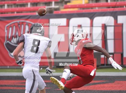 Thumbnail 2 in Alta vs. Liberty (Polynesian Football Classic) photogallery.