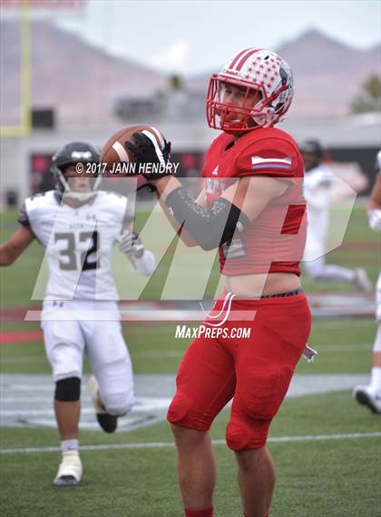 Thumbnail 1 in Alta vs. Liberty (Polynesian Football Classic) photogallery.
