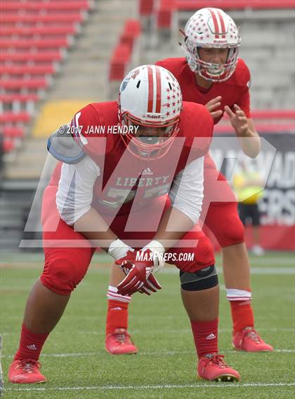 Thumbnail 1 in Alta vs. Liberty (Polynesian Football Classic) photogallery.