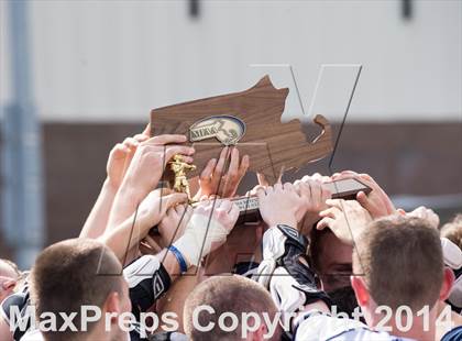 Thumbnail 2 in Hingham vs Medfield (MIAA Division 2 Final) photogallery.