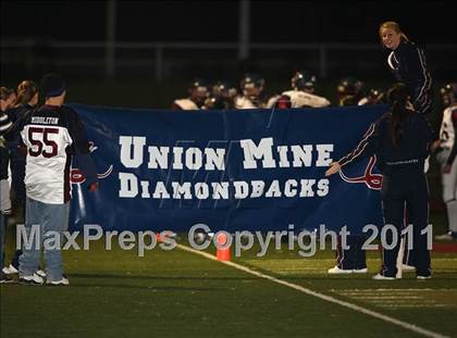 Thumbnail 3 in Union Mine @ Calaveras (CIF SJS D4 Semifinal) photogallery.