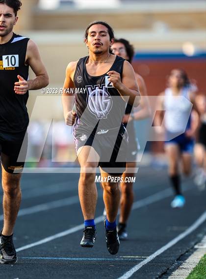 Thumbnail 1 in IHSAA Sectionals photogallery.
