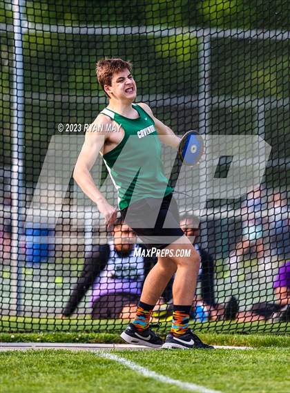 Thumbnail 3 in IHSAA Sectionals photogallery.