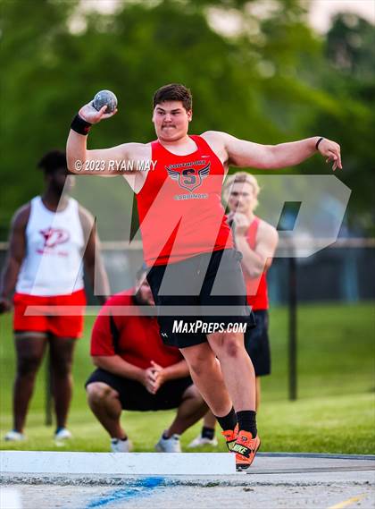 Thumbnail 1 in IHSAA Sectionals photogallery.