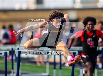 Thumbnail 1 in IHSAA Sectionals photogallery.