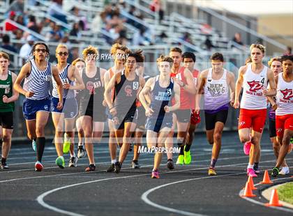 Thumbnail 3 in IHSAA Sectionals photogallery.