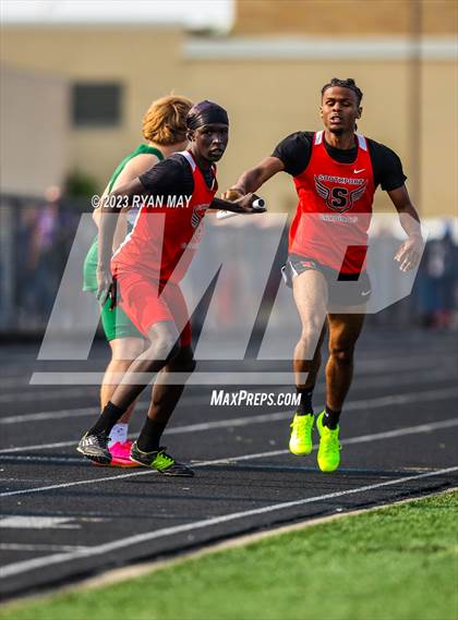 Thumbnail 3 in IHSAA Sectionals photogallery.