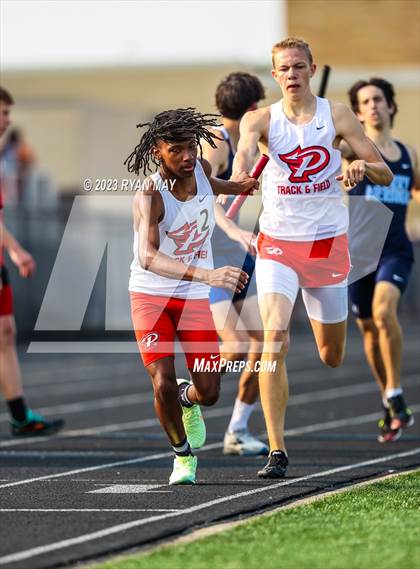 Thumbnail 1 in IHSAA Sectionals photogallery.