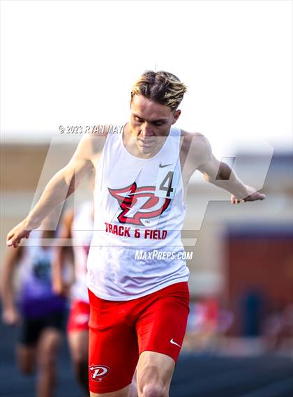 Thumbnail 3 in IHSAA Sectionals photogallery.